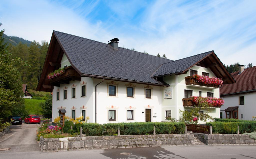 Gaestehaus Hosp Reuthe Buitenkant foto